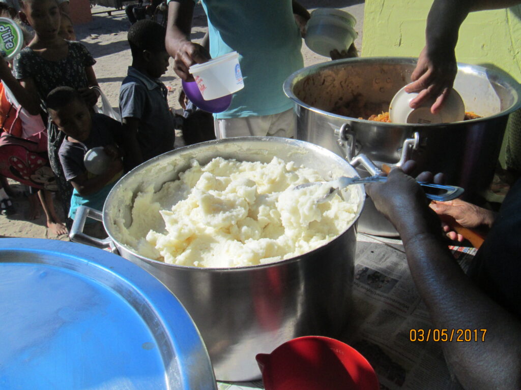 Food Distribution (13)