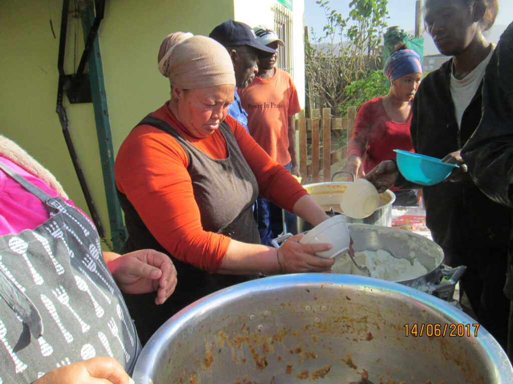 Food Distribution (16)
