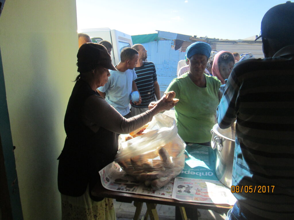 Food Distribution (20)