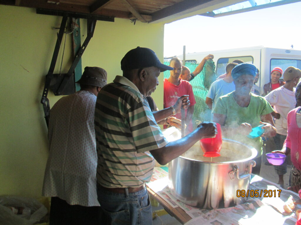 Food Distribution (24)