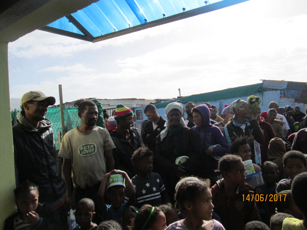 Food Distribution (8)